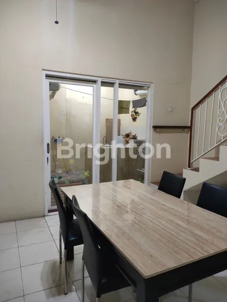 image TAMAN WISATA REGENCY FULL FURNISHED 2 LANTAI SIAP HUNI (5)