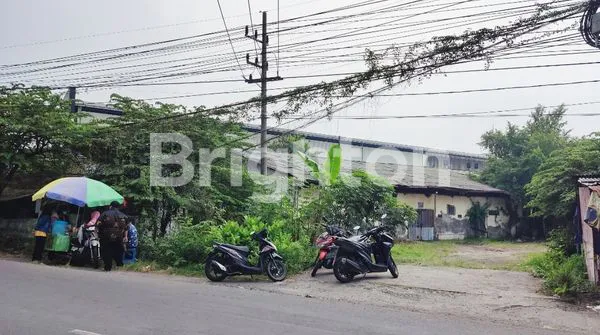 image HOT!! DIJUAL MURAH DI RAYA KEPATIHAN , BENOWO GRESIK (1)