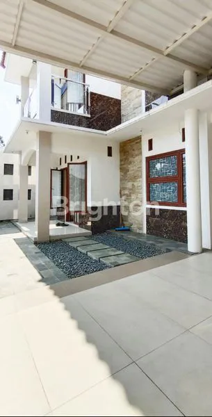 image TURUN HARGA \U203C\UFE0F RUMAH MINIMALIS BESAR & LUAS 2 LANTAI AREA SOEKARNO HATTA MALANG (2)