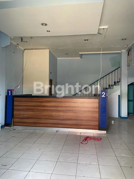 RUKO 3 SETENGAH LANTAI LOKASI MAINROAD