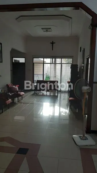 RUMAH LUAS DAN TERAWAT