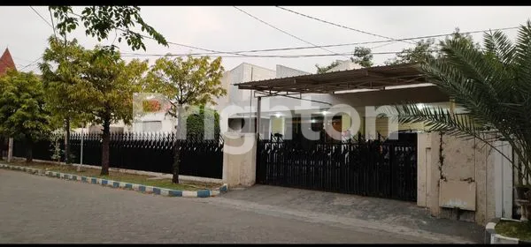 image JUAL RUMAH MANYAR KERTOARJO (1)