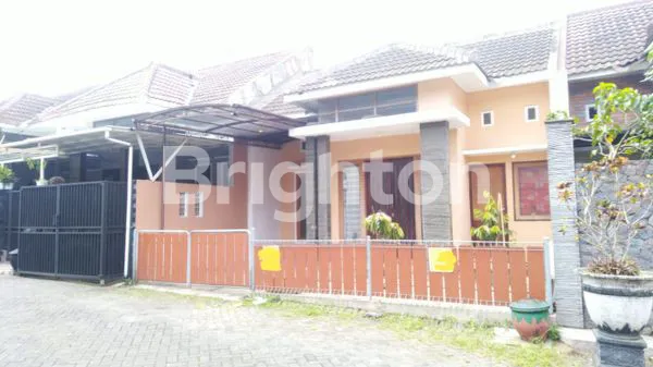 image RUMAH CLUSTER KOMERSIL TENGAH KOTA MALANG BUNGA CENGKEH REGENCY, SONGGOLANGIT (1)