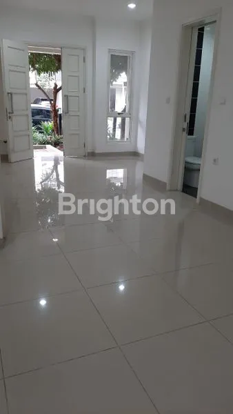 image HARGA UPDATE !!! RUMAH 2 LANTAI SEMI FURNISHED DI SCIENTIA CLUSTER EDISON (4)