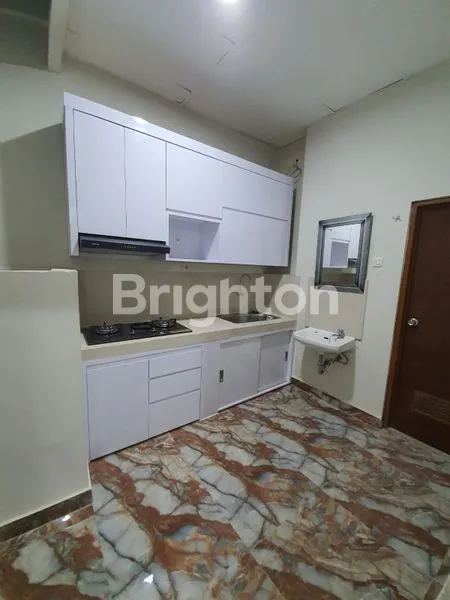 image RUKO TANJUNG DUREN, DEKAT CENTRAL PARK, PARKIR LUAS, JAKARTA BARAT (2)