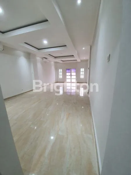 image RUKO TANJUNG DUREN, DEKAT CENTRAL PARK, PARKIR LUAS, JAKARTA BARAT (6)