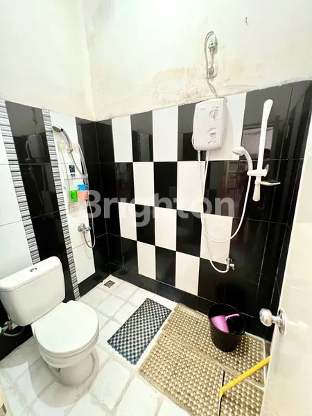 image RUMAH TOWNHOUSE FULL FURNISHED CANTIK DAN MEWAH DI MACAN KUMBANG (7)