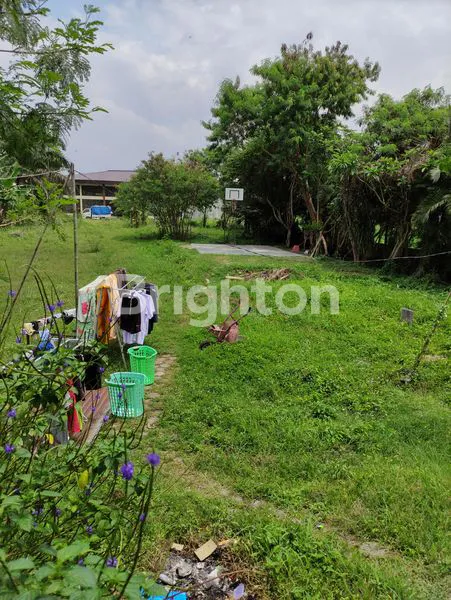 image TANAH LUAS DEKAT ARAYA (2)