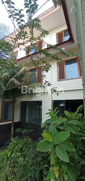 image HUNIAN MEWAH 5 LANTAI SIAP HUNI (6)