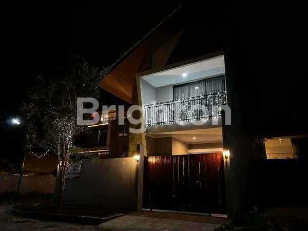 image RUMAH BARU GRESS 2 LT FULL FURNISH DI PERUMAHAN CLUSTER SOLO BARU (8)