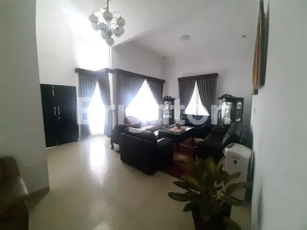 image RUMAH SIAP HUNI DALAM KOMPLEK (5)