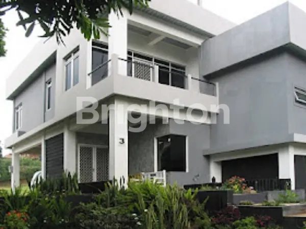 image RUMAH 2 LANTAI MINIMALIS SEMI INDUSTRIAL (1)