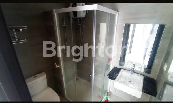 image RUMAH VIRGINIA 2 LANTAI ~PANTAI INDAH KAPUK 2 - JAKARTA (4)