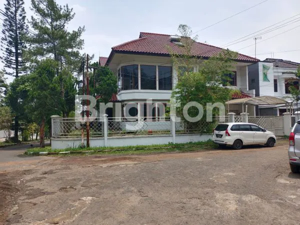 image RUMAH HOOK 2 LT SURYA SETRA STRATEGIS & PRIVACY (4)
