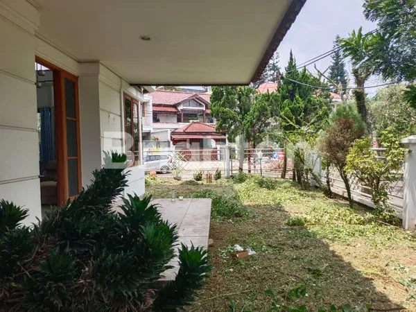 image RUMAH HOOK 2 LT SURYA SETRA STRATEGIS & PRIVACY (6)