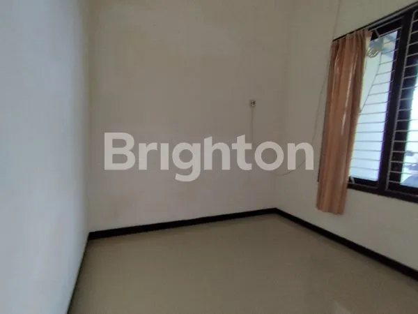 image RUMAH DI PUSAT KOTA KEDIRI PERUMAHAN AMAN (5)