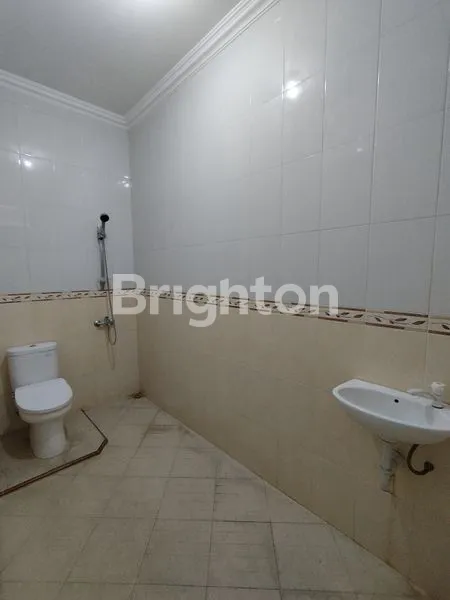 image RUMAH DI PUSAT KOTA KEDIRI PERUMAHAN AMAN (6)