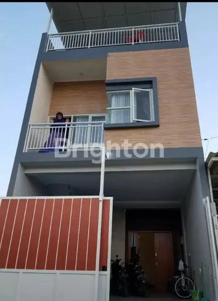 image HUNIAN 2 LANTAI DI WONOREJO SELATAN (1)