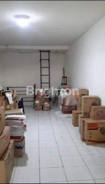 image RUKO 3 LT DI KING SQUARE DRIYOREJO DEKAT CITRALAND (4)