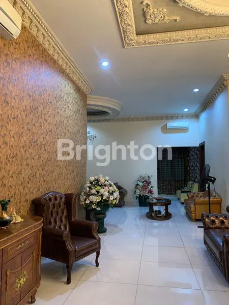 image RUMAH ELIT DI INTI KOTA MEDAN (1)