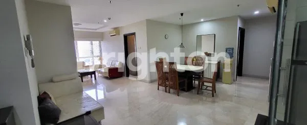 image APARTEMEN SOMERSET PERMATA BERLIAN, FULL FURNISHED, VIEW POOL DAN CITY (1)