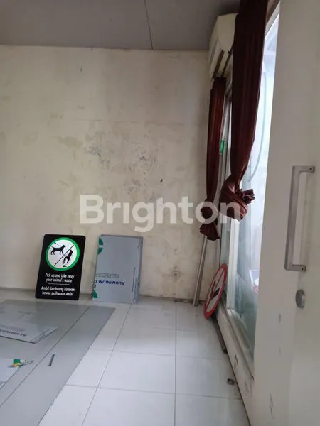 image RUMAH ROSEWOOD  CITRALAND UTARA (8)