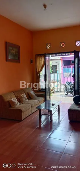 image RUMAH + TOKO LOKASI STRATEGIS RAMAI DI MONDOROKO HARGA NEGO  (7)