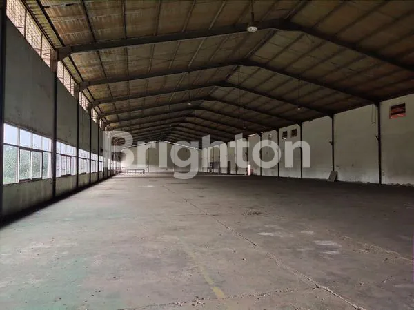 image GUDANG SIAP PAKAI CIKUPA MAS (3)