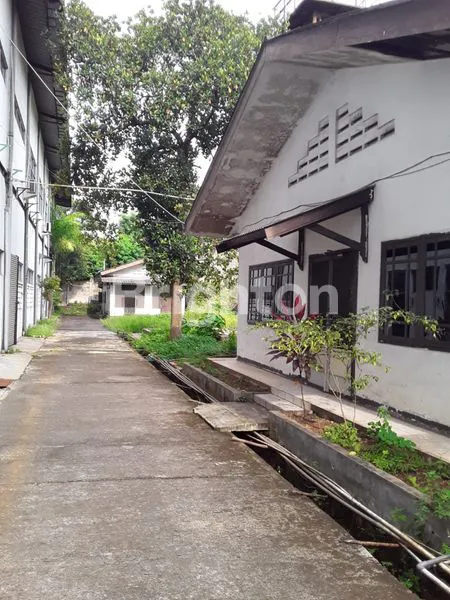 image GUDANG SIAP PAKAI CIKUPA MAS (2)