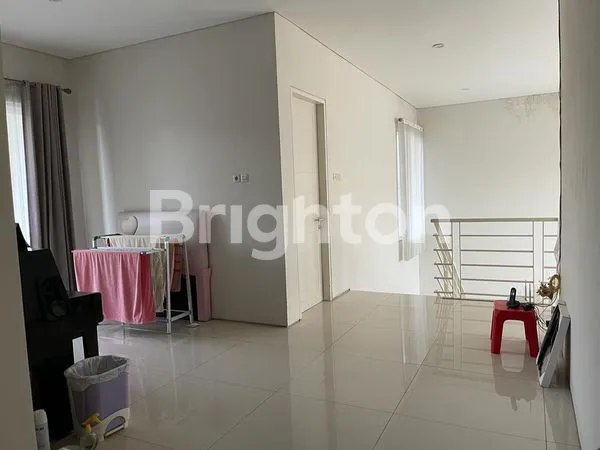 image RUMAH BAGUS RICHMONT ROYAL WIYUNG SBY (4)