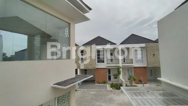 image EXCLUSIVE CLUSTER AND FACILITYRUMAH BARU 2LT DI JALAN TOMPEAN TEGAL REJO DLM KOTA JOGJA (1)