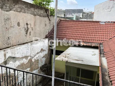 image JL. DHARMAHUSADA INDAH BARAT (DEPAN SEKOLAH YPPI (NSA) / ATLAS SPORTCLUB) (4)