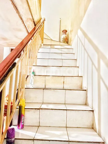 image RUMAH MURAH 2 LT DI JL TAMAN PALEM LESTARI JAKARTA  (7)