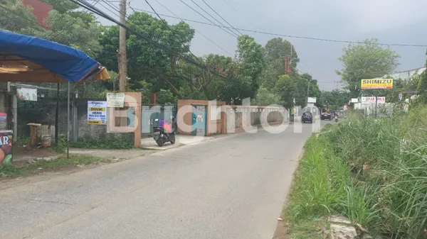 image RUKAM MEWAH DAN LUAS DI TANAH BARU  (1)