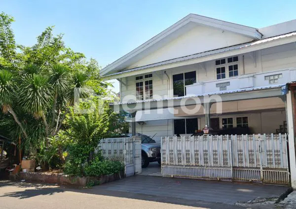 image RUMAH HUK DI KELAPA GADING (1)