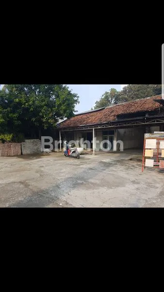 image *GUDANG LAMA HITUNG TANAH ZONA UNGU  LUAS 2275 M2  DI DAANMOGOT, JAKARTA BARAT..**COCOK BANGUN GEDUNG KANTOR DLL..*(KODE RMRG1600) (5)