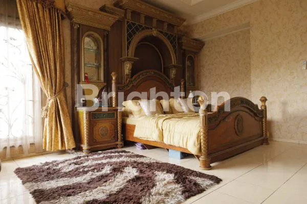 image RUMAH MURAH MEGAH  DI TAMAN CENTURY KOTA BEKASI (5)