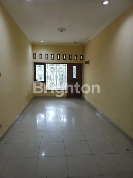 image RUMAH 2 LT - TEMPAT USAHA - JLN LOMBOK - DEKAT STADION SILIWANGI (2)