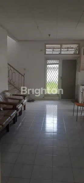 image RUMAH WIKA BOULEVARD COCOK UNTUK USAHA HOOK 008JR (5)