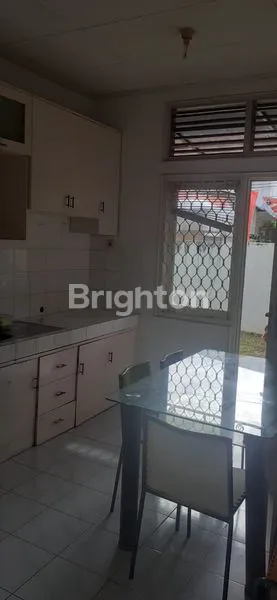 image RUMAH WIKA BOULEVARD COCOK UNTUK USAHA HOOK 008JR (6)