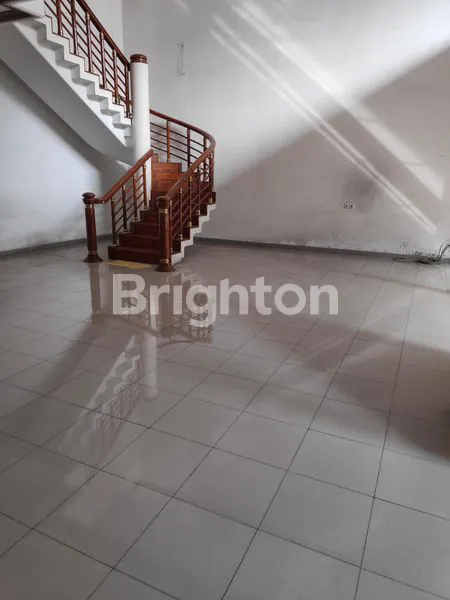 image BEST LOCATION RUMAH DI JALAN UTAMA  SETIABUDI COCOK UNTUK BISNIS (6)