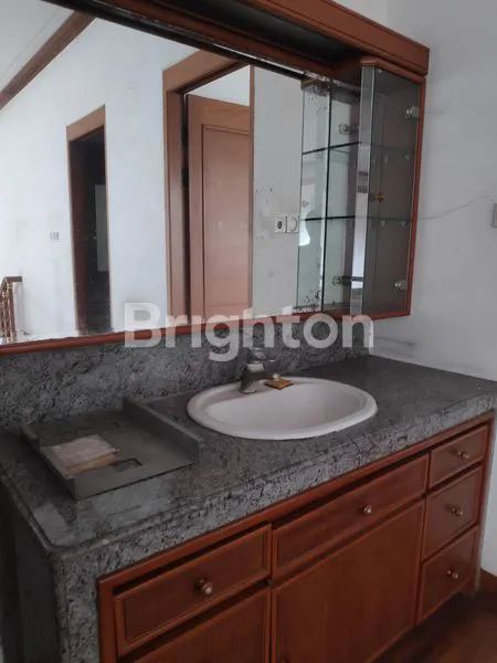 image BEST LOCATION RUMAH DI JALAN UTAMA  SETIABUDI COCOK UNTUK BISNIS (3)