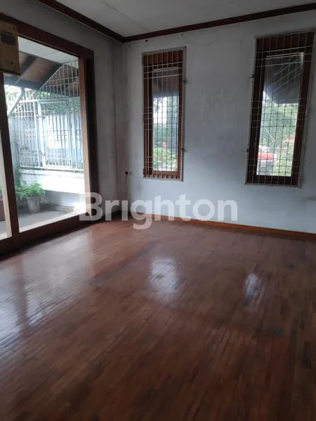 image BEST LOCATION RUMAH DI JALAN UTAMA  SETIABUDI COCOK UNTUK BISNIS (5)