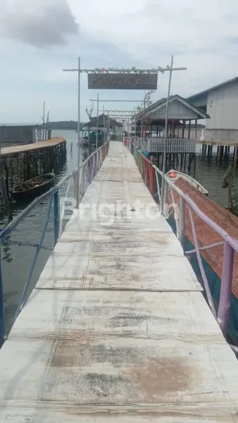 image RUMAH LAUT BESERTA TANAH SEPANJANG 65M. COCOK BUAT USAHA, DAN TEMPAT REFRESING (2)