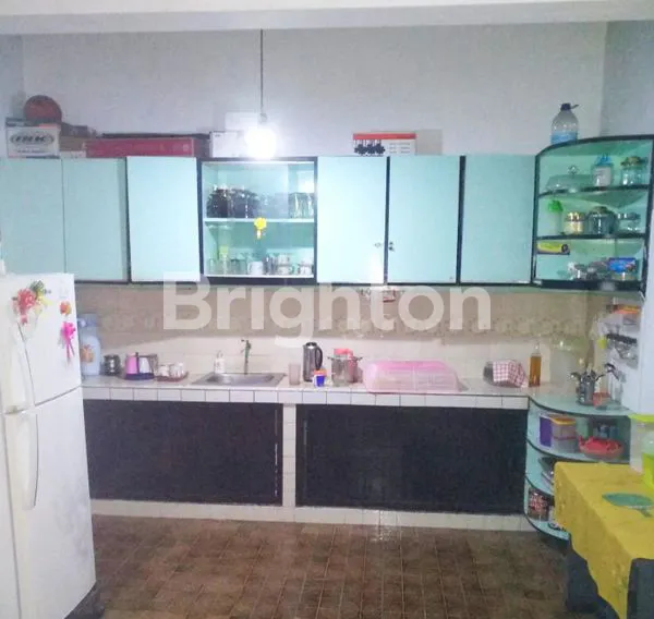 image RUMAH STRATEGIS, TERAWAT, KAMAR BANYAK, ADA LANTAI 2 (5)