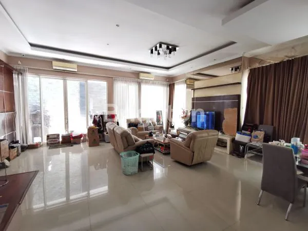 image RUMAH 2 LT HOOK DI SAN DIEGO PAKUWON CITY SURABAYA (5)