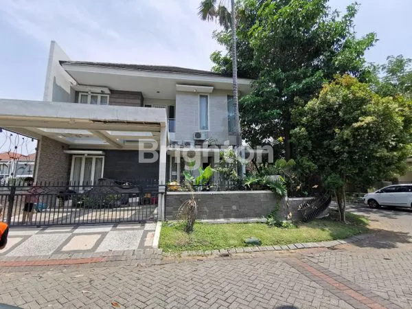image RUMAH 2 LT HOOK DI SAN DIEGO PAKUWON CITY SURABAYA (9)