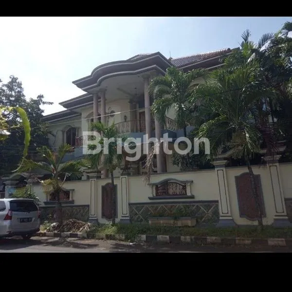 image RUMAH BESAR DEKAT 100 M JL FARMAWATI,DEKAT ADA SWALAYAN, SEKITAR PERNIAGAAN  (2)