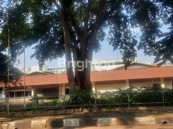 image GUDANG STRATEGIS DI KAWASAN JIEP PULOGADUNG - JAKARTA TIMUR (2)