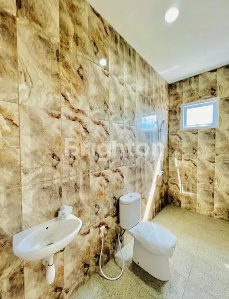 image RUMAH GRESS SIAP HUNI SURABAYA BARAT DEKAT RAYA HR MUHAMMAD (5)